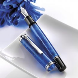 Pelikan Souverän 805
vibrant blue