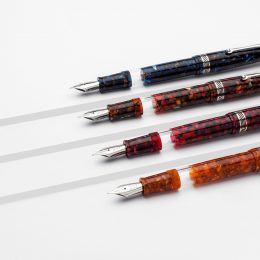 Momento Magico colori 2021 pennino oro 14kt