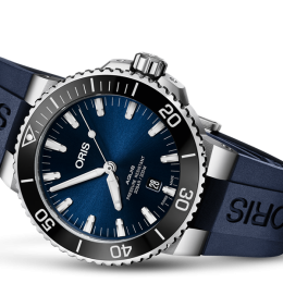 ORIS AQUIS DATE